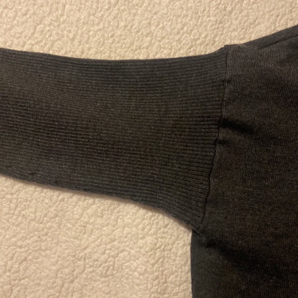 Vince Camuto sweater. Size L. Color grey. - Picture 3 of 6